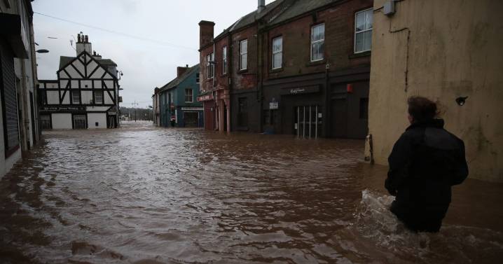 Exact time heavy rain could hit 15 UK areas as Met Office issues new warnings