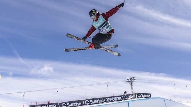 Canada's Brendan Mackay wins inaugural freeski halfpipe event in Shaun White's Snow League