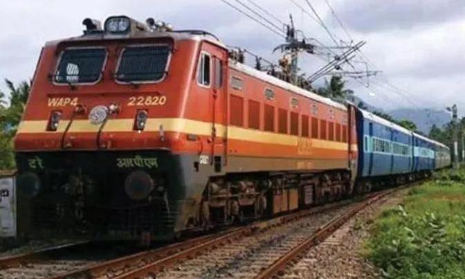 SCR Operates Special Trains to Chennai, Mumbai, Kolkata to Clear Extra Rush