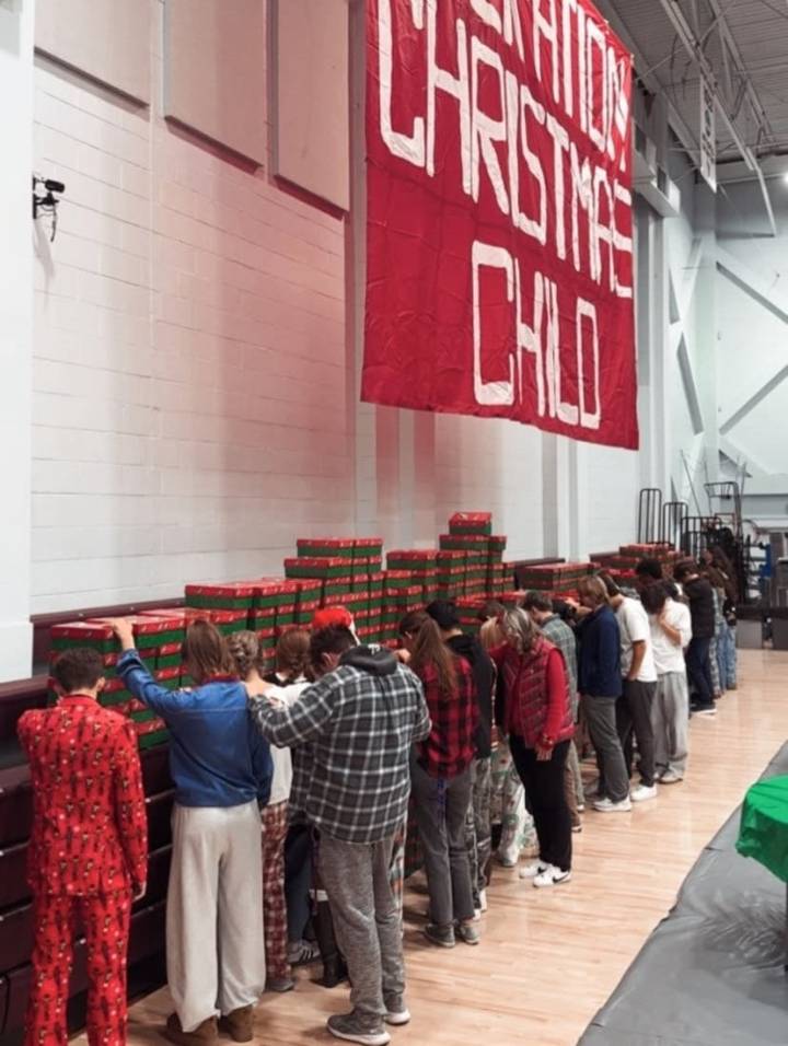 Lee University Holds Annual Operation Christmas Child “Pack ‘n’ Stack” Event