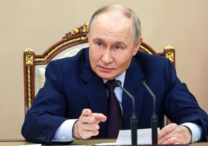 Steven Conn: The administration is giving up knowledge America needs