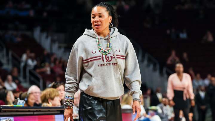 Dawn Staley shouts out Bryce Young, Panthers after Rams upset