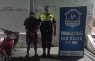 Los Ralos: un hombre fue a denunciar a un familiar pero se puso agresivo y amenazó con un cuchillo a personal policial