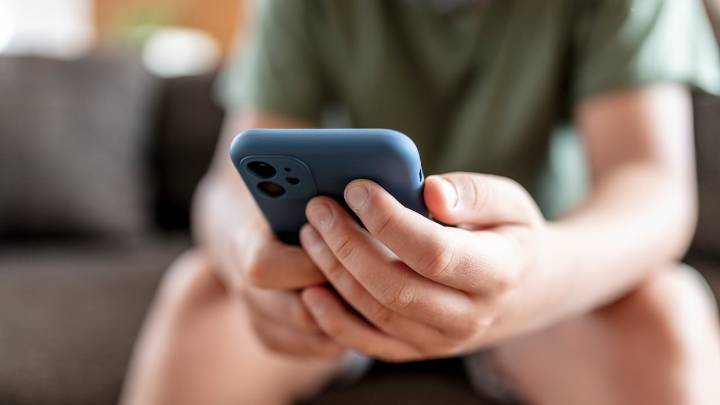 Australia por primera vez en el mundo, prohibió las redes sociales a menores de 16 años: se conoció la ‘lista negra’ de las apps