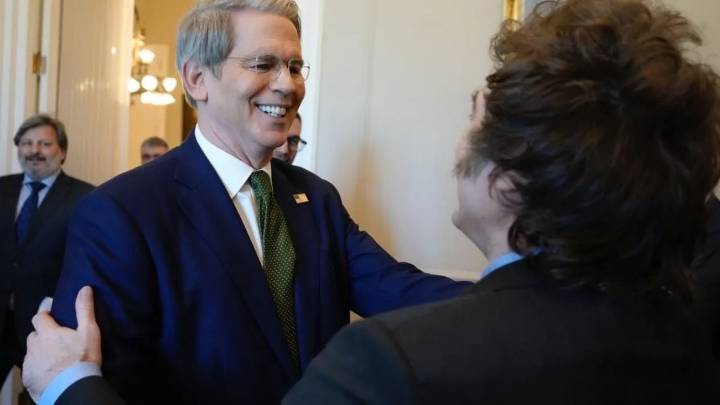 Scott Bessent cancela su viaje a la Argentina tras la ausencia de Milei en el sorteo del Mundial