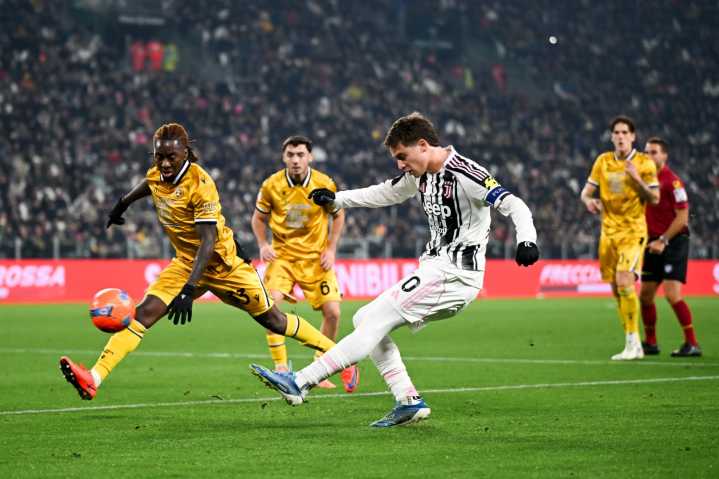 Juventus avanza a cuartos en la Copa de Italia