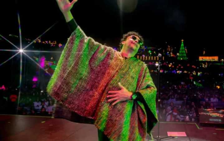 ¡Le toco llegar en moto! La razón por la que Andrés Cepeda casi no asiste a su concierto