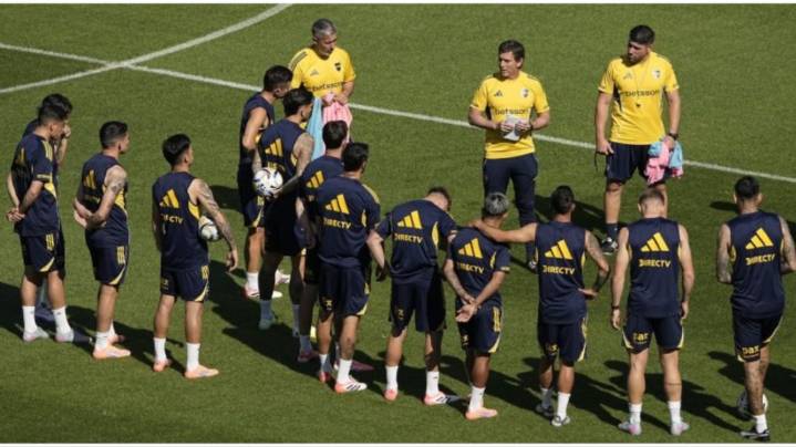 Boca, listo para recibir a Racing: Claudio Úbeda habría definido el once titular