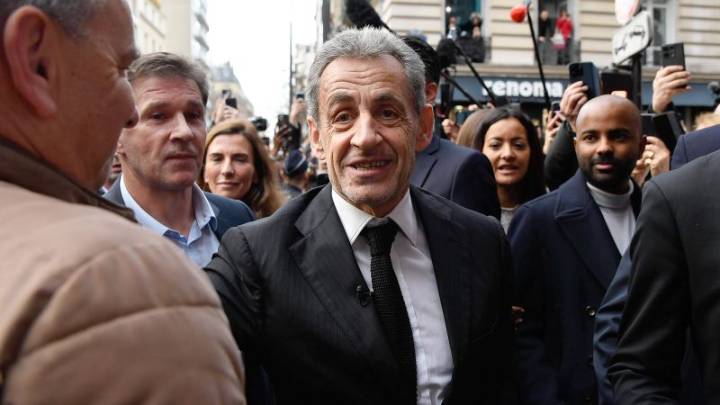 The hardest bed he ever felt: Former French president recounts his 20 days behind bars