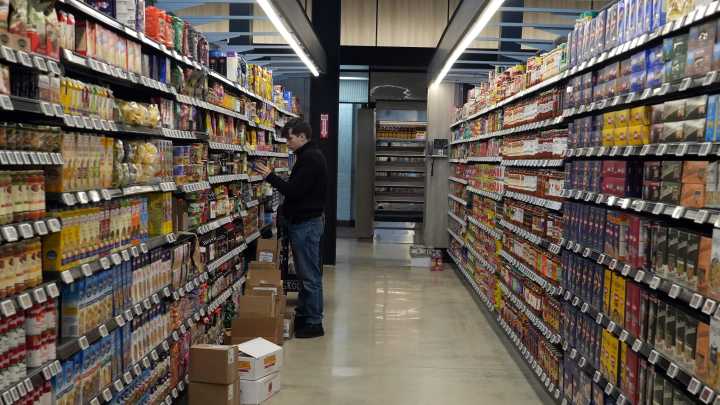 Vote in Round 3 to determine RI's best grocery store