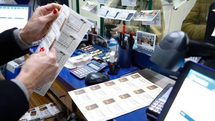 El Código Civil advierte: las participaciones de la Lotería de Navidad podrían ser inválidas si no cumplen los requisitos legales