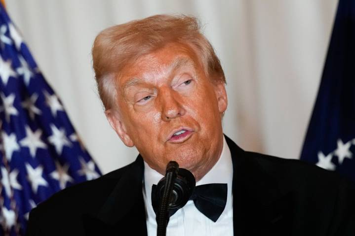 Trump señala “falta de lealtad” del congresista indultado Henry Cuéllar tras aspiración demócrata