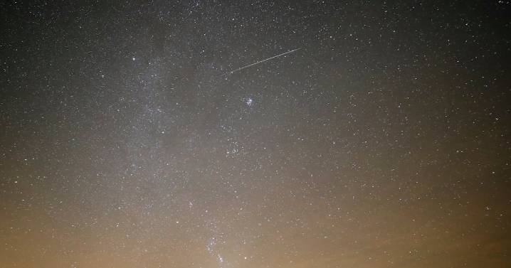 Geminid meteor shower peaks over Canada this weekend