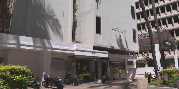 Honolulu apartment tenants protest at landlord’s home over power shutoff