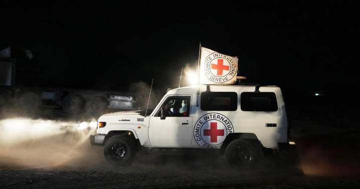 Israel launches air strike in southern Gaza after attack by militants