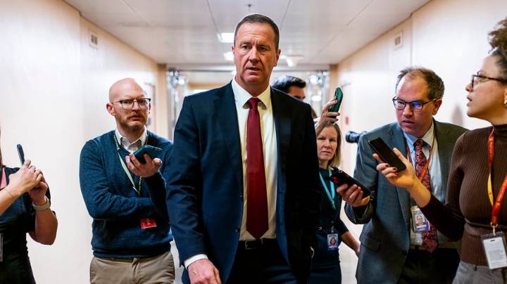 GOP senator, wife read mean tweets: ‘Bet you were bullied in middle school’