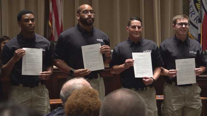'A step forward' | Four new officers join Warner Robin's Police Department