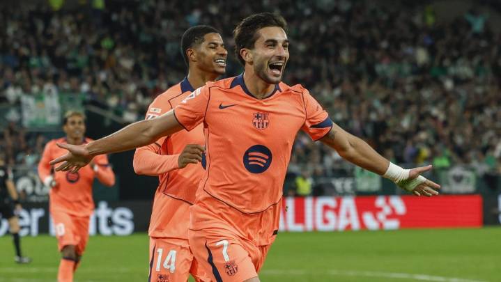 Barcelona defiende el liderato en partido de ocho goles