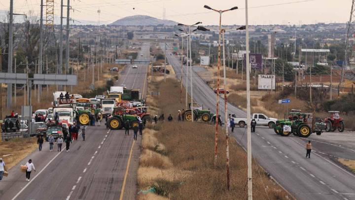Bloqueos de Campesinos en Carreteras de México para Mañana, Martes 2 de Diciembre 2025