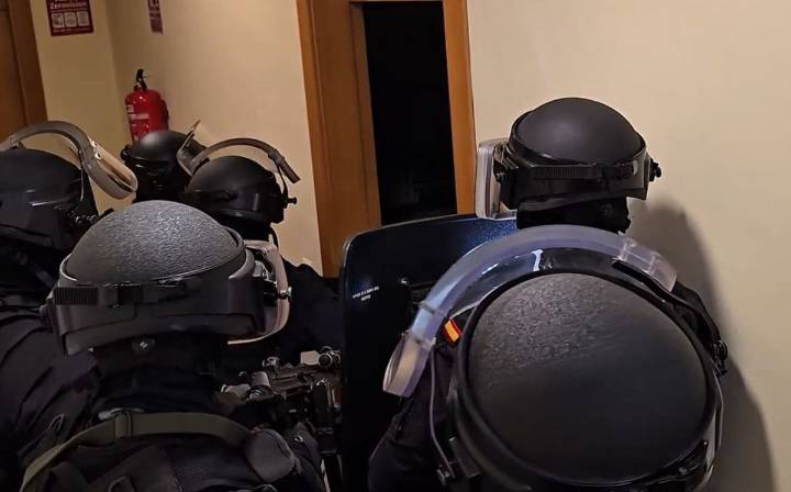 Golpe al tráfico de armas: la Guardia Civil desarticula una red criminal con ramificaciones en Tenerife