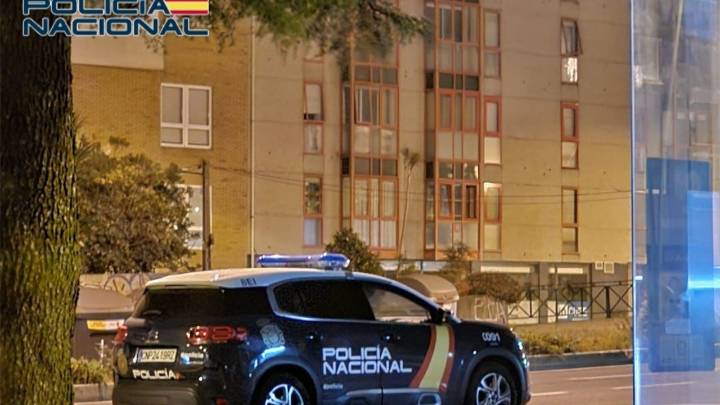 Asesinada a puñaladas una mujer de 29 años y encuentran a su pareja ahorcada