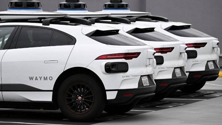 Waymo shifts to autonomous testing in Philadelphia