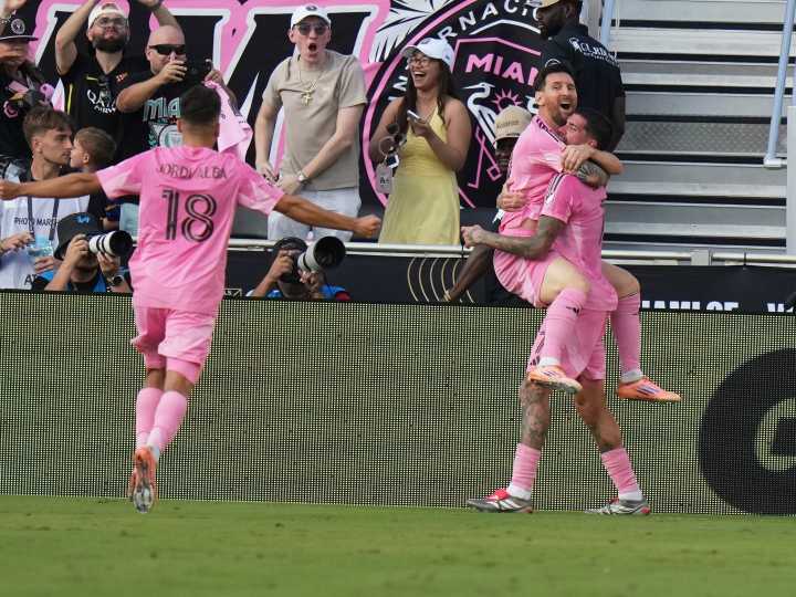 Messi, el rey del fútbol, conquistó Estados Unidos: dos asistencias, con goles de De Paul y Allende, para que Inter Miami sea el campeón de la MLS Cup 2025