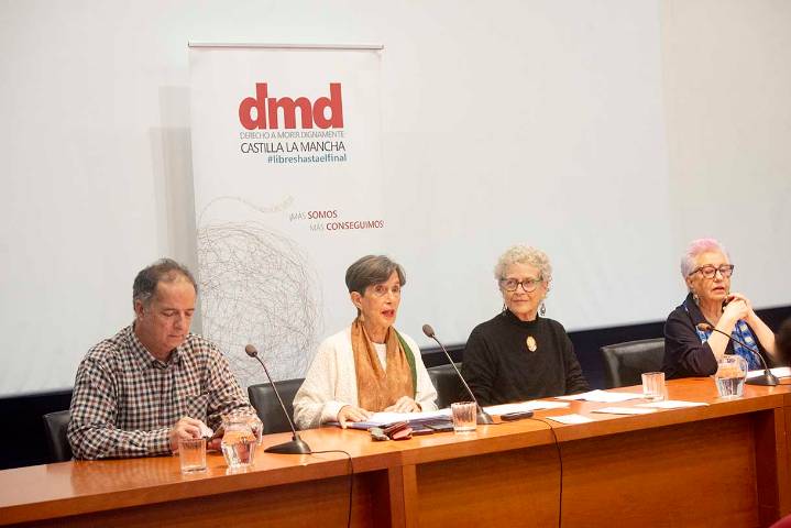 «Siempre puede haber una involución en la aplicicación de los derechos, como la eutanasia»