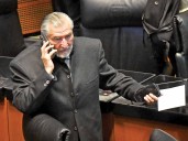 Adán Augusto López negociará pago de libros