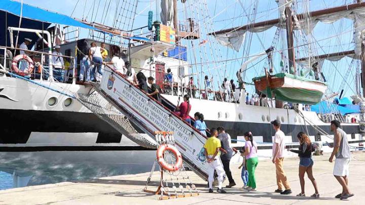 Mira cuántas personas visitaron el Buque Escuela durante su atraque en Pto. Cabello