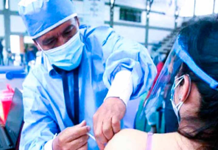 Semana en Ecuador atravesada por la crisis de salud