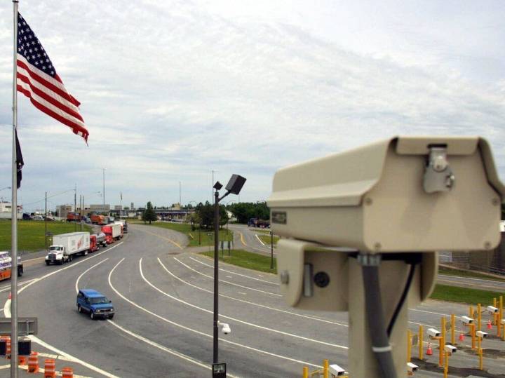 Canadian permanent residents may need to reveal 5 years of social media history to enter U.S.