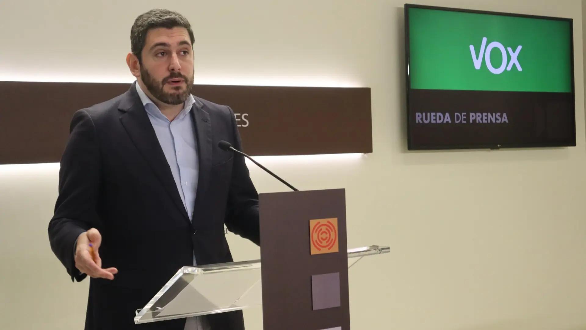 Vox no acudirá a la entrega del premio Gabriel Cisneros a Lambán y acusa al PP de blanquear al PSOE