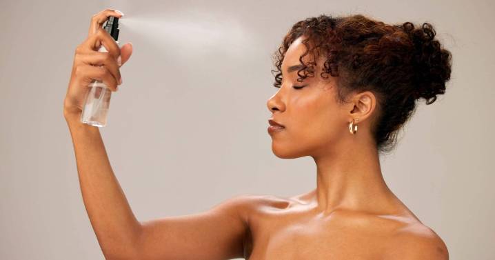 Sleep mist helps people 'fall asleep instantly' and is £20 'relaxation in a bottle'