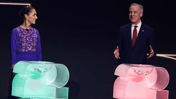 Claudia Sheinbaum Dialoga con Mark Carney Durante Sorteo del Mundial 2026