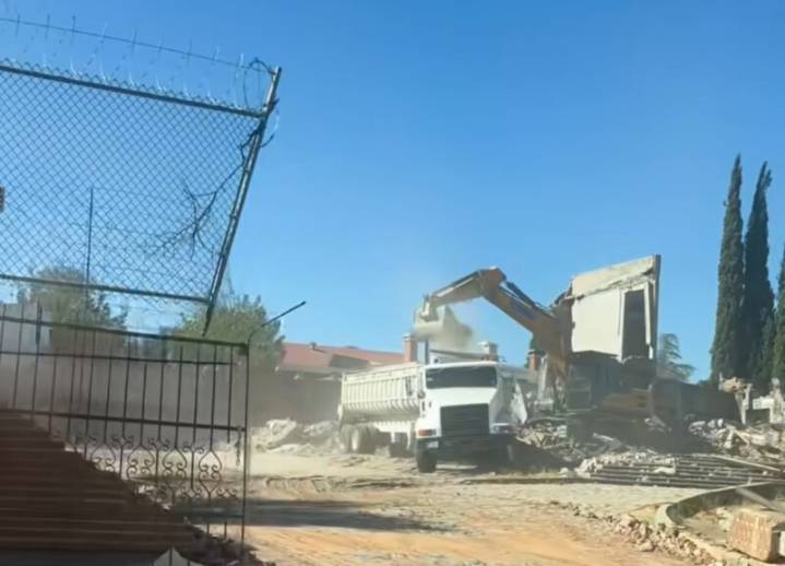 La Casa Embrujada de Lomas se Apaga, Pero Su Leyenda Permanece