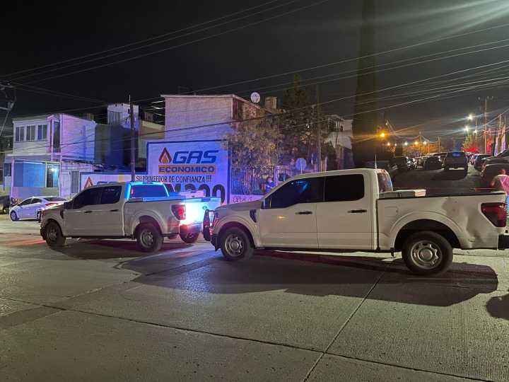 Asesinan a dos en la colonia El Saucito