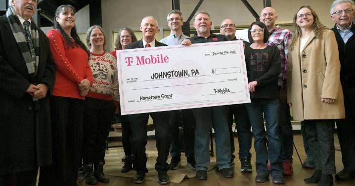 PHOTO GALLERY | 'Pocket park' preserving pieces of former pub's past planned; downtown project gets T-Mobile grant