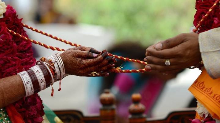Odisha: Family absconds after marrying off 14 yr-old daughter in Puri, video viral