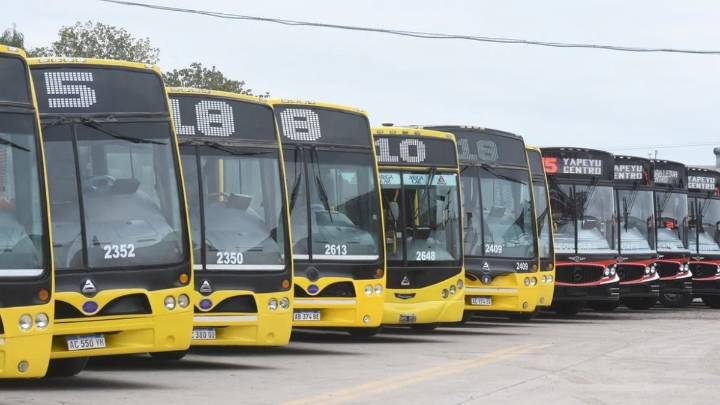 Paro de colectivos: algunas empresas pagaron; pero en las que no, se mantiene la medida de fuerza