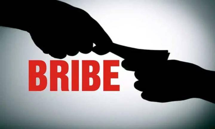 ACB Arrests Patwari, Chowkidar In Udhampur For Taking Rs 10,000 Bribe