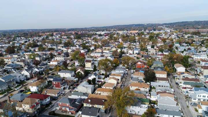 New law could save New York seniors hundreds on property taxes