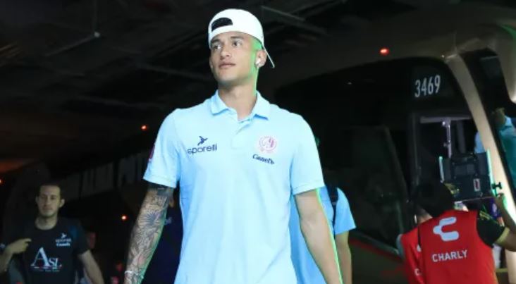 ADSL le exige a Chivas una millonada para fichar a Eduardo Águila