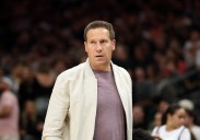 Deadspin | Suns minority owners maintain Mat Ishbia's majority stake is in play