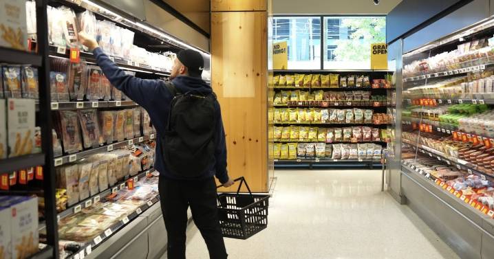 Average family expected to spend $994 more on food next year: report