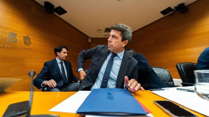 El PP designa a Mazón como portavoz en una comisión, con un complemento de 8.879 euros anuales