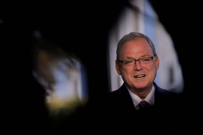 White House advisor Hassett: 'plenty of room' to cut rates