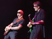 2 Guitar Legends Teaming up for Big Concert Tour