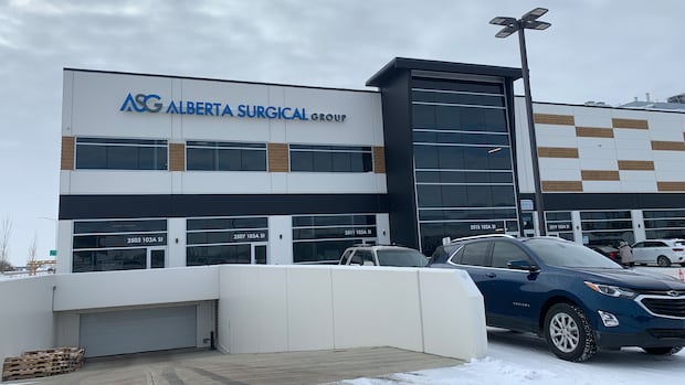 Acute Care Alberta extends contract with Edmonton surgical centre tied to procurement probes