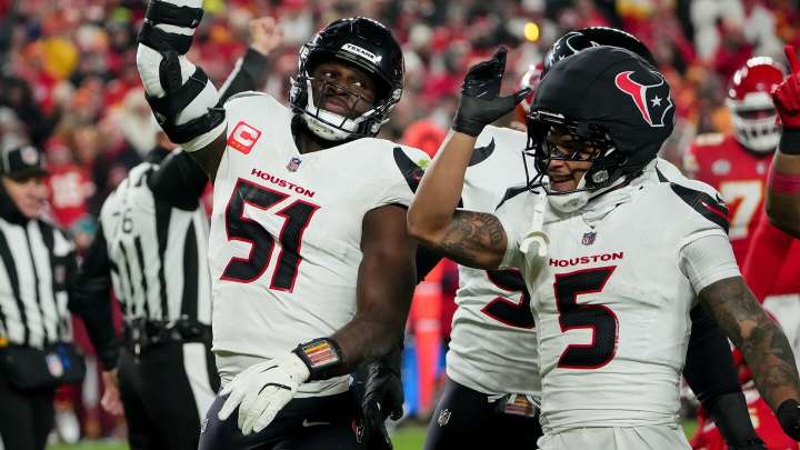 Highlights: Texans’ defense steps up vs. Chiefs